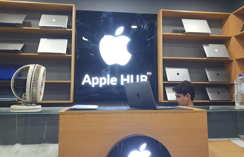 MacBook কেনার সময় নিচের গুলো খেয়াল রাখলে ভালো হবে: